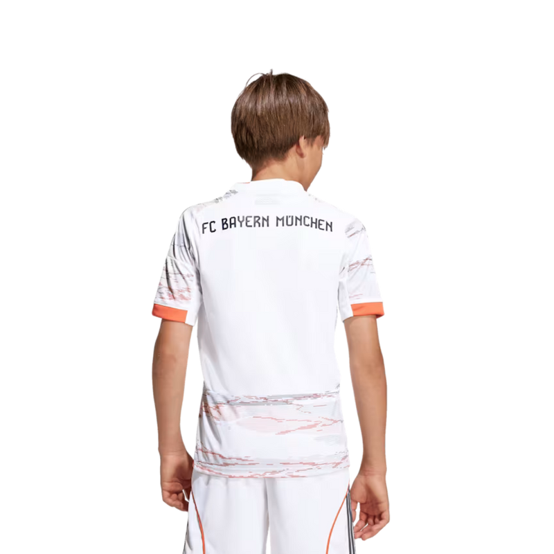 BAY Kit Kids Away 25/26